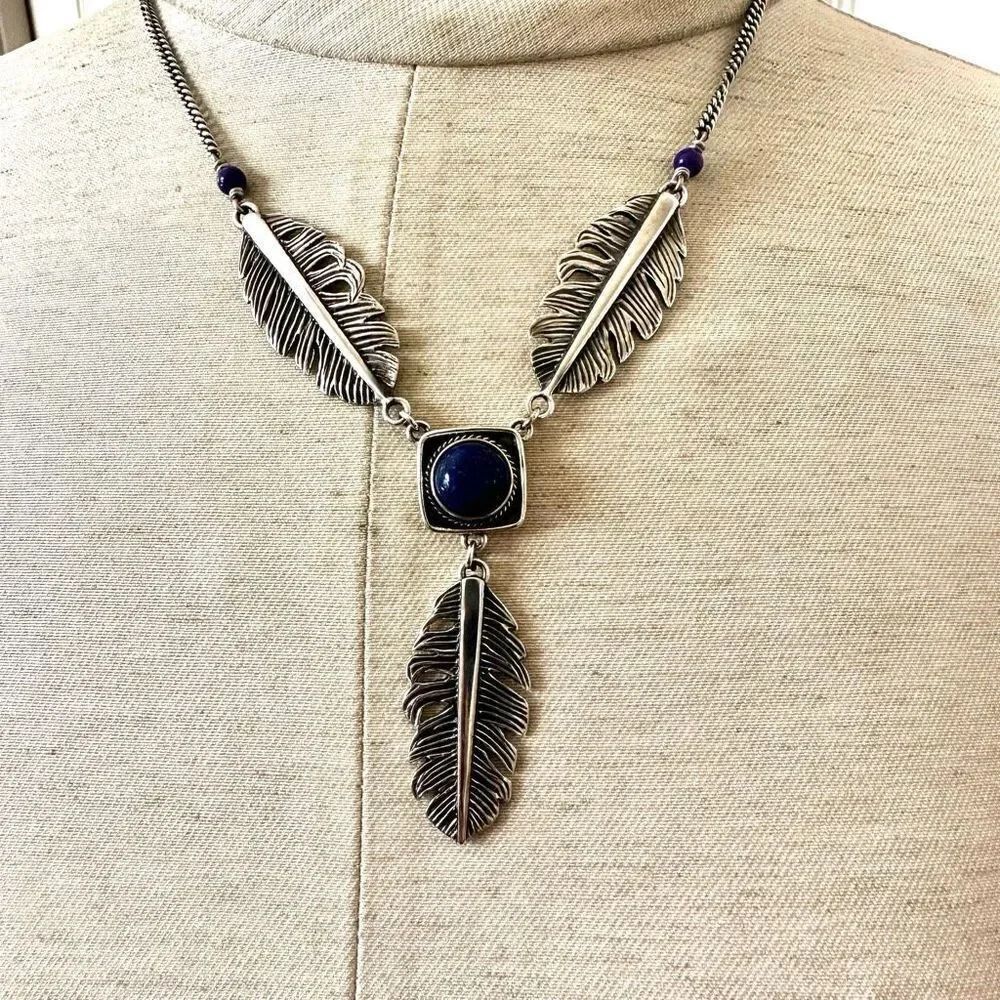 silver tone and blue leaf pendant necklace